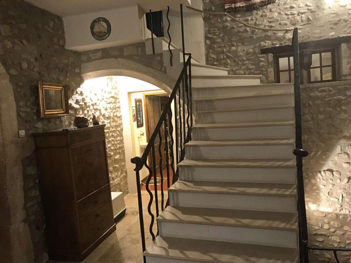 Bed and Breakfast Gite Belle Vue Visan Exterior foto
