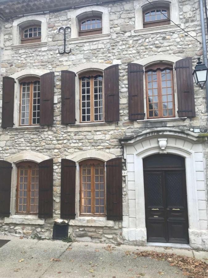 Bed and Breakfast Gite Belle Vue Visan Exterior foto