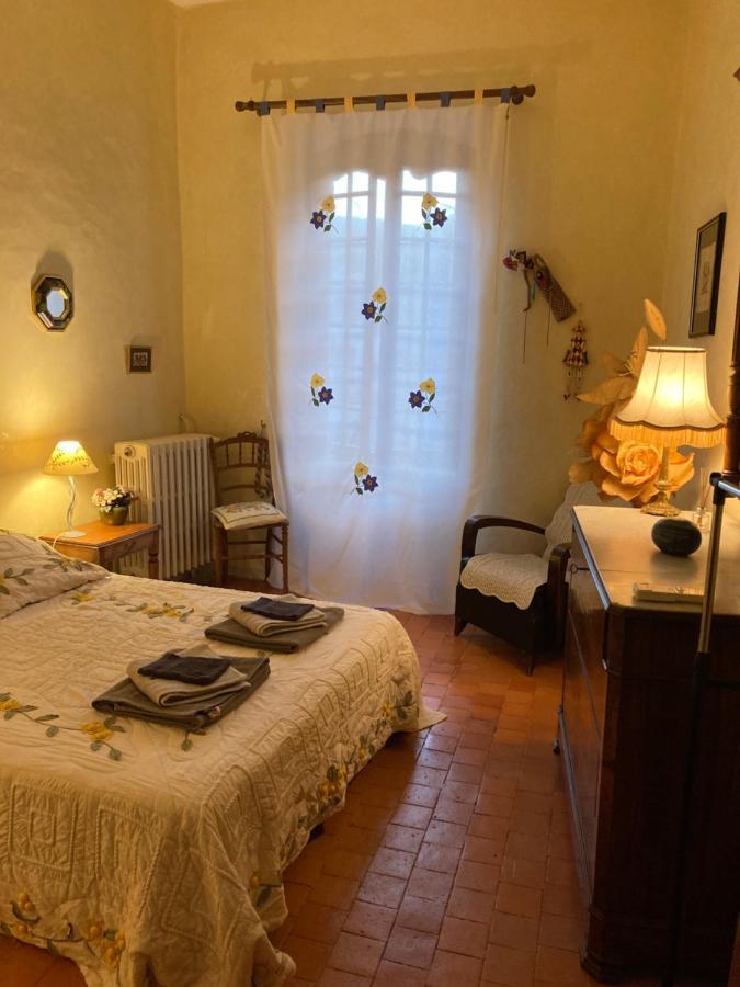 Bed and Breakfast Gite Belle Vue Visan Exterior foto